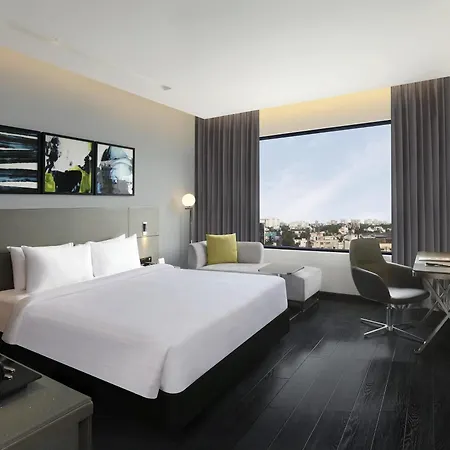 Novotel Chennai Chamiers Road-2